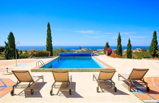 Holiday house Almayate for 6 - 8 persons with 3 bedrooms - Holiday house