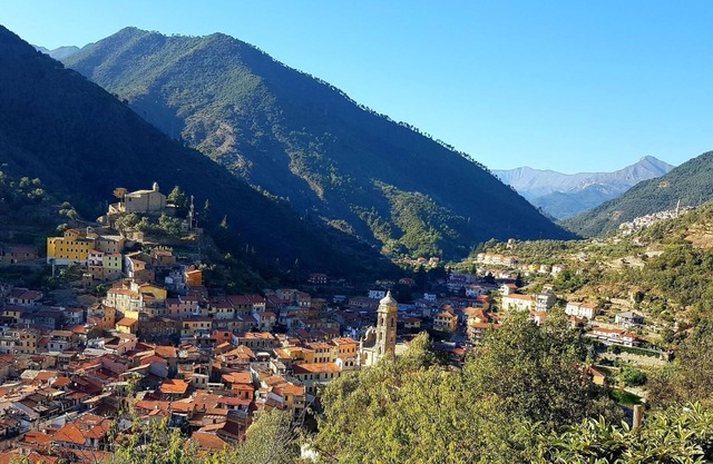 Holiday house Badalucco for 1 - 4 persons with 2 bedrooms - Row house