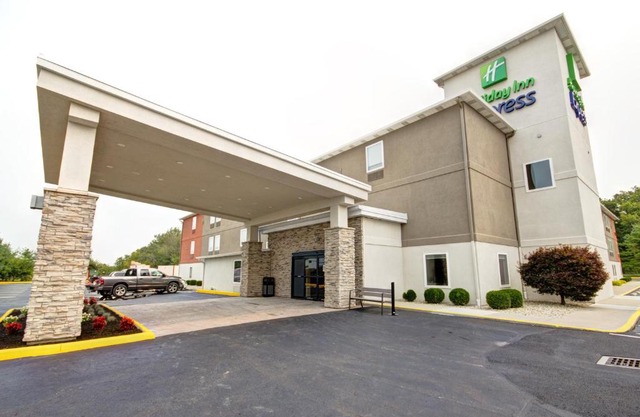 Holiday Inn Express Columbus South - Obetz by IHG