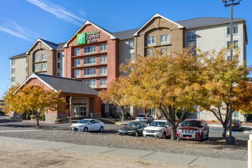 Holiday Inn Express Hotel & Suites Albuquerque Midtown by IHG
