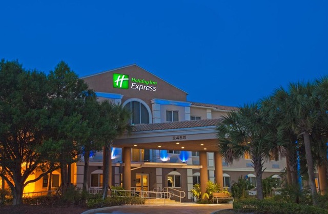 Holiday Inn Express West Palm Beach Metrocentre by IHG