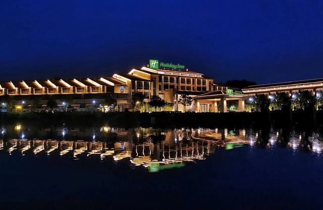 Holiday Inn Wuyi Mountain Water Village by IHG