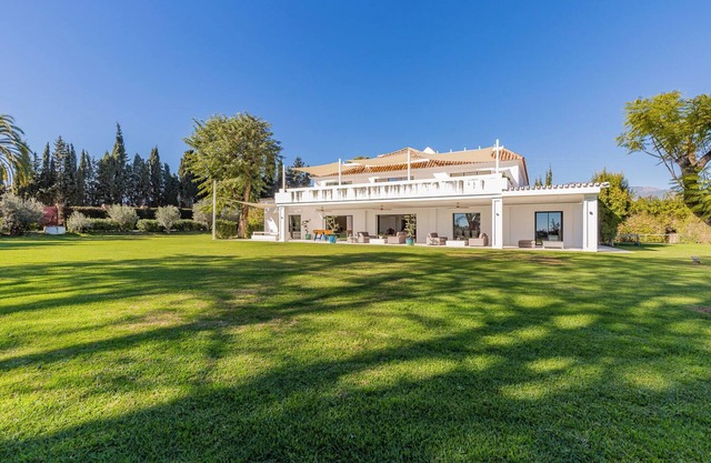 Holiday villa for rent in Marbella