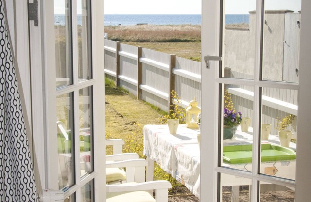 Holidays in an old fishing village 75 meters from the west coast beach