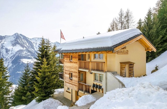Holidays in the Aletsch Arena at the Aletsch Glacier in the Unesco World Natural