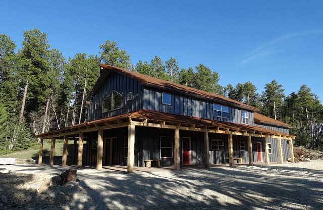 Home away from Home , just minutes from Deadwood.