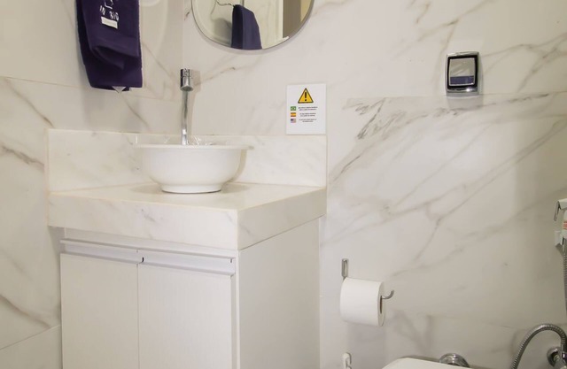 HOME IN RIO - Cinelândia (New apartment with Wi-Fi)