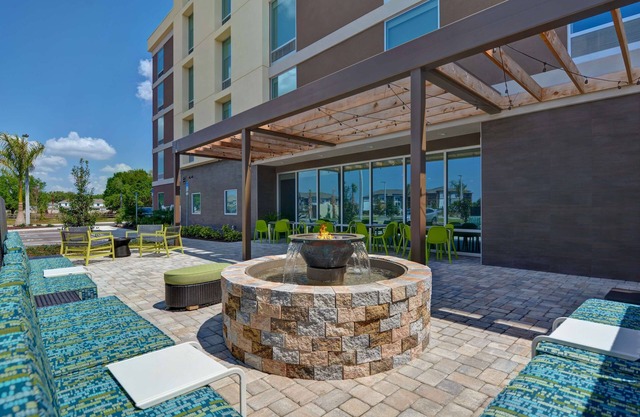 Home2 Suites Sarasota I-75 Bee Ridge, FL