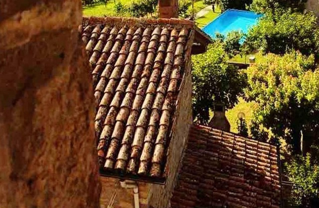 Homerez - Appartement for 4 ppl. with shared pool and spa at Monte San Pietro