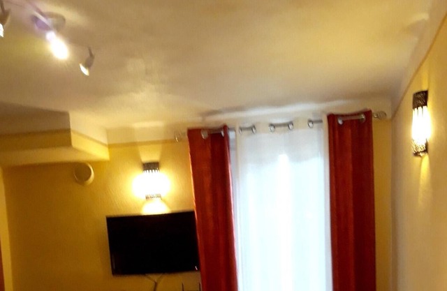 Homerez - Beautiful appartement for 3 ppl. with terrace at Verona