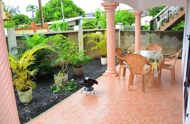 Homerez - Nice appartement for 4 ppl. with garden and terrace at Bel Ombre