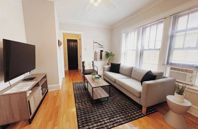 Homey 1BR Space Apartment