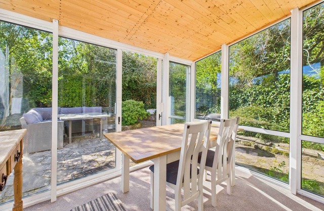 Host & Stay | Stonecrop Cottage