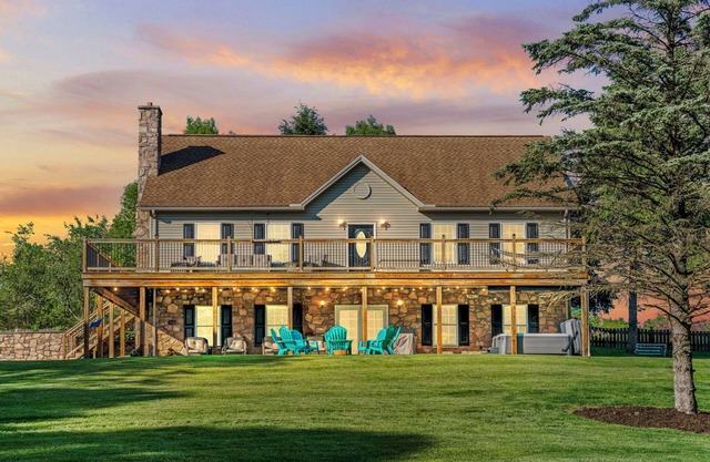 Hot Tub and Game Room in a secluded setting. Mountain Serenity Retreat