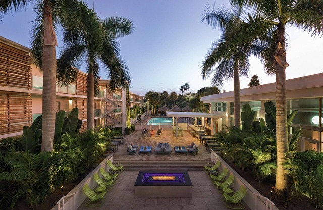 Hotel Alba, Tapestry Collection by Hilton