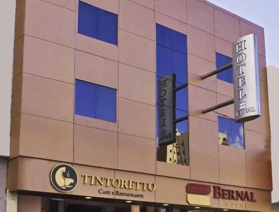 Hotel Bernal