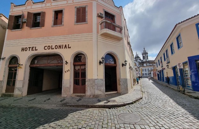 Hotel Colonial
