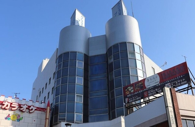 Hotel Crystal Plaza