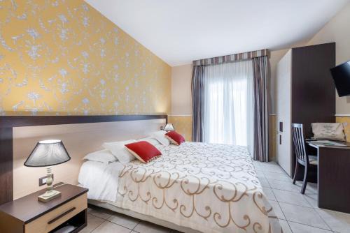 Hotel De La Ville Relais