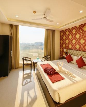 Hotel Lycoris # On Delhi Chandigarh National Highway # Large Parking Space # Lift # Newly Built Hotel
