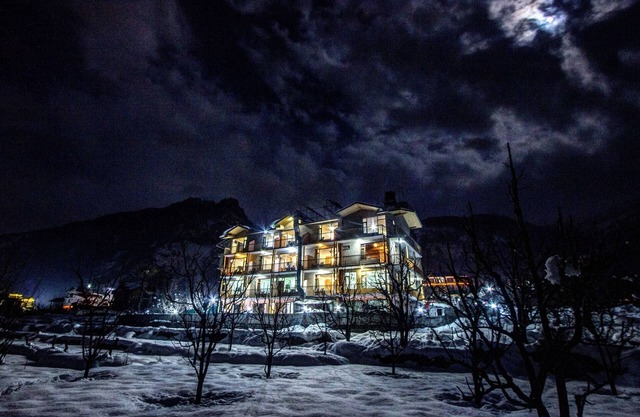 Hotel Mountain Face by Snow City Hotels