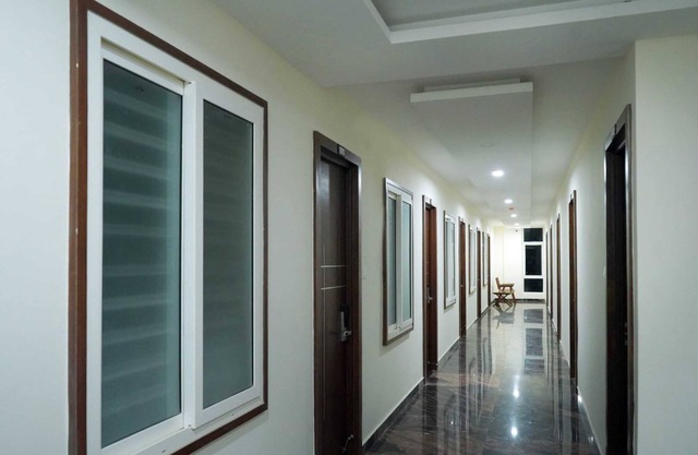 HOTEL NIVETHA INN
