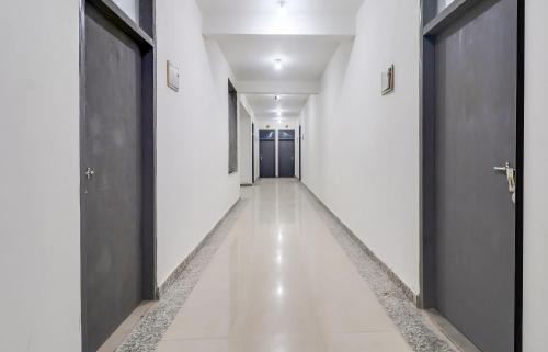Hotel O Basera Homes Jankipuram