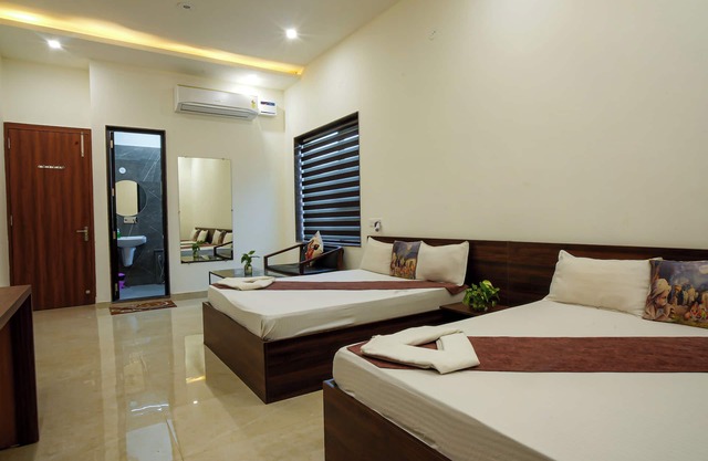 Hotel Omkar