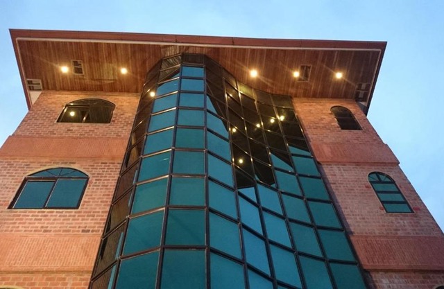 Hotel Paramuru