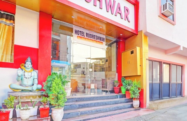 Hotel Rudreshwar
