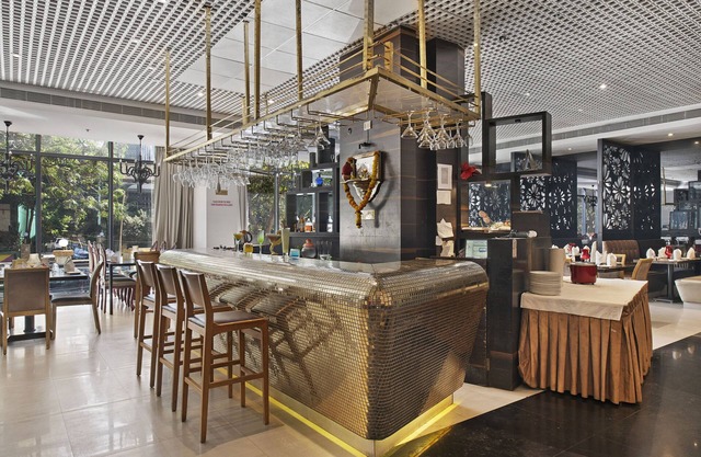 Hotel Satkar Grande