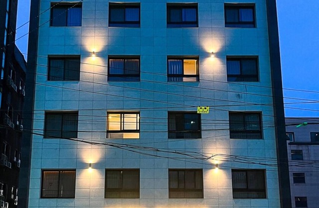 Hotel Summit