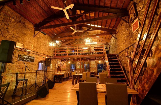 Hotel Yorgo Seferis