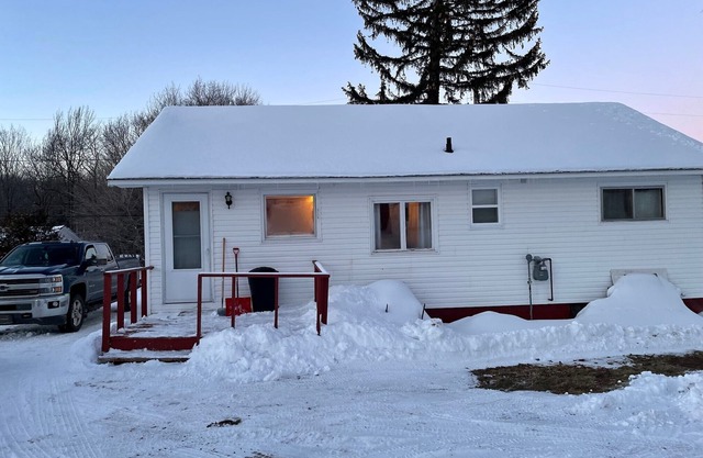 House, 3 bdrms, 1 bath, one block from snowmobile trail.