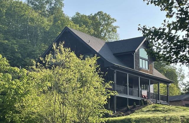 House at Maple Ridge