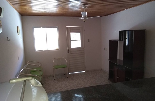 HOUSE RECENTLY REFORMED 100M FROM THE ST. FRANCIS