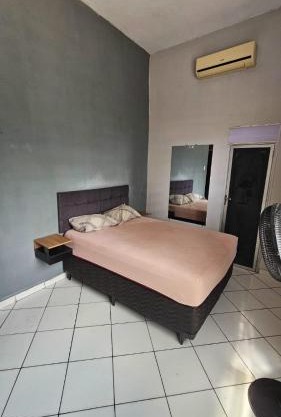 HOUSE EXCELLENT LOCATION COP 30, up to 18 people