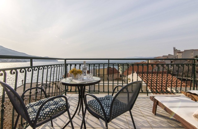 House Lea (46811-K1) - Igrane