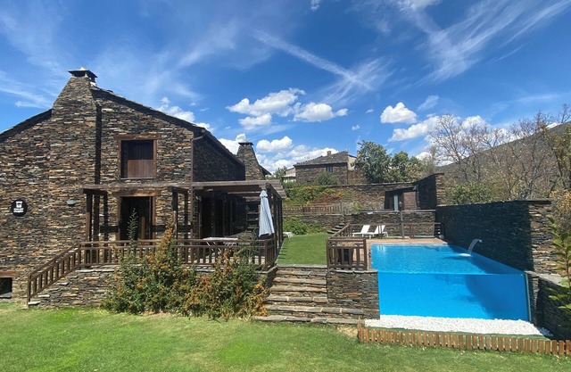 House of the Ocejón. Majaelrayo. Black Architecture Ayllón mountain range. Natural Park
