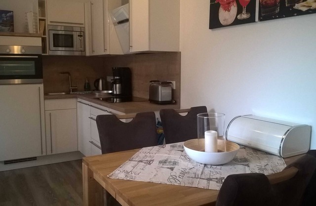 House Pamir WE 24 - "Morning Sun" - House Pamir WE 24 - "Morning Sun"