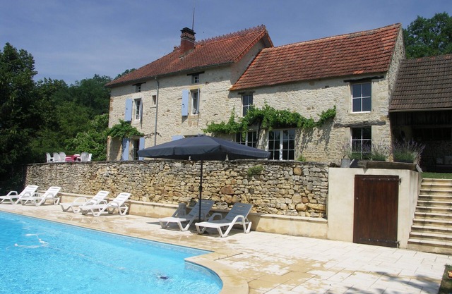 House with pool and garden.