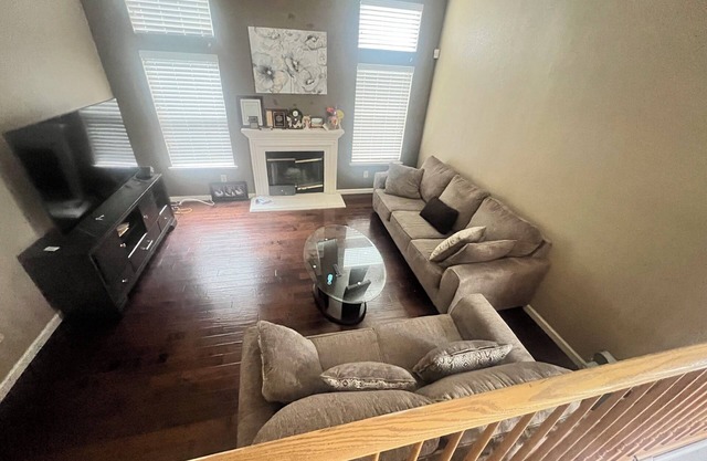 House with AC in Elk Grove