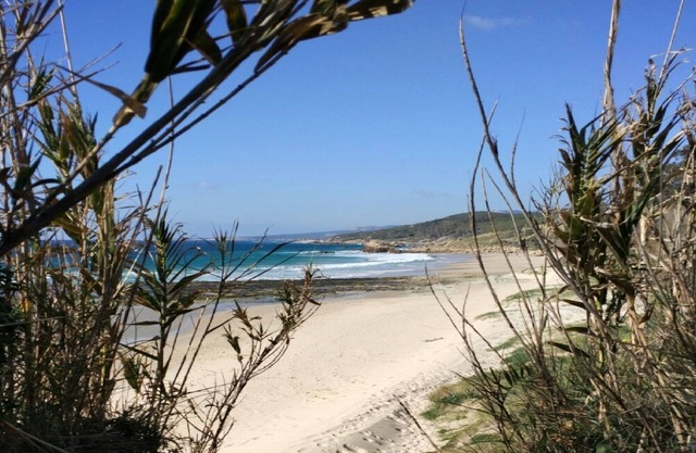 House with sea views 200 meters from the beach.