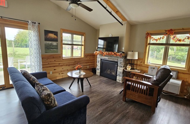 Hubble Legacy Cabin 1