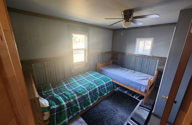 HUNTERS! Are you looking for a house while you are in North Dakota? Here it is!