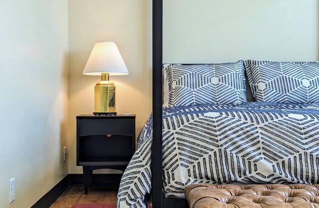 Huron's Hidden Gem: 1 Bedroom Oasis with amenities