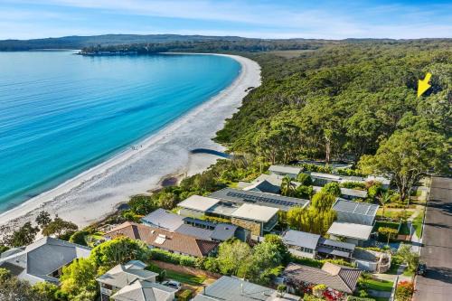 Hyams Beach Haven, Hyams Beach