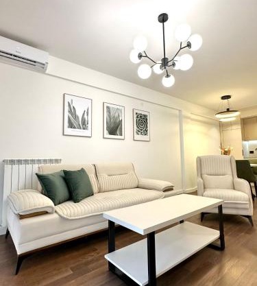 I&I Tesla Apartment III