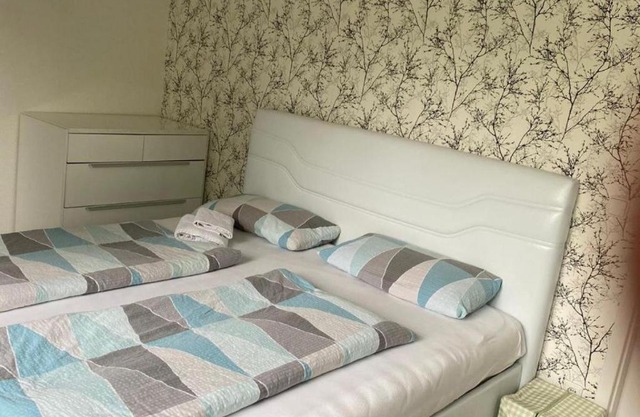 ID 7096 - Private Apartment