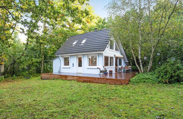 Idyllically located cottage for a wonderful vacation.